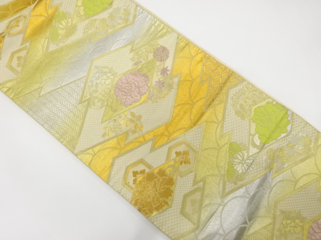 アンティーク　松皮菱に牡丹・秋草模様織り出し袋帯（材料）